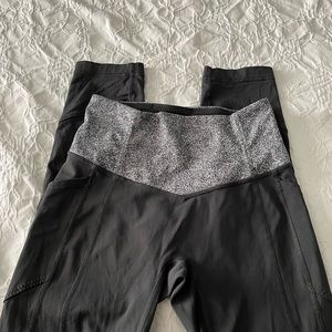Lululemon Athletica crop leggings ATRP size 4/25